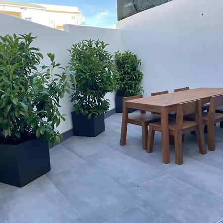 Διαμέρισμα 180 M2!