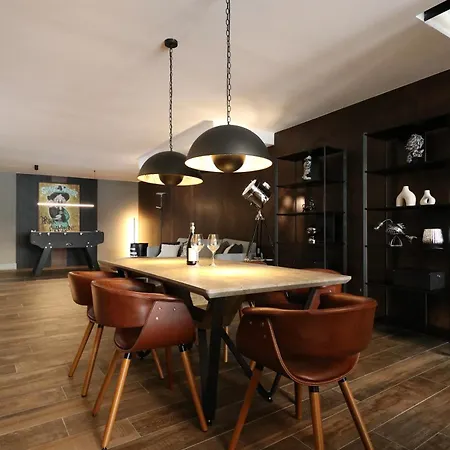 180 M2!