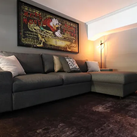 Apartment 180 M2! *